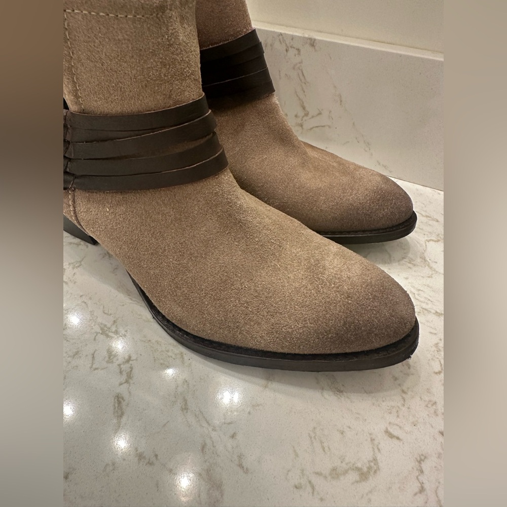 Diba Skyler Women’s Suede Bootie - 10 - Picture 4 of 14